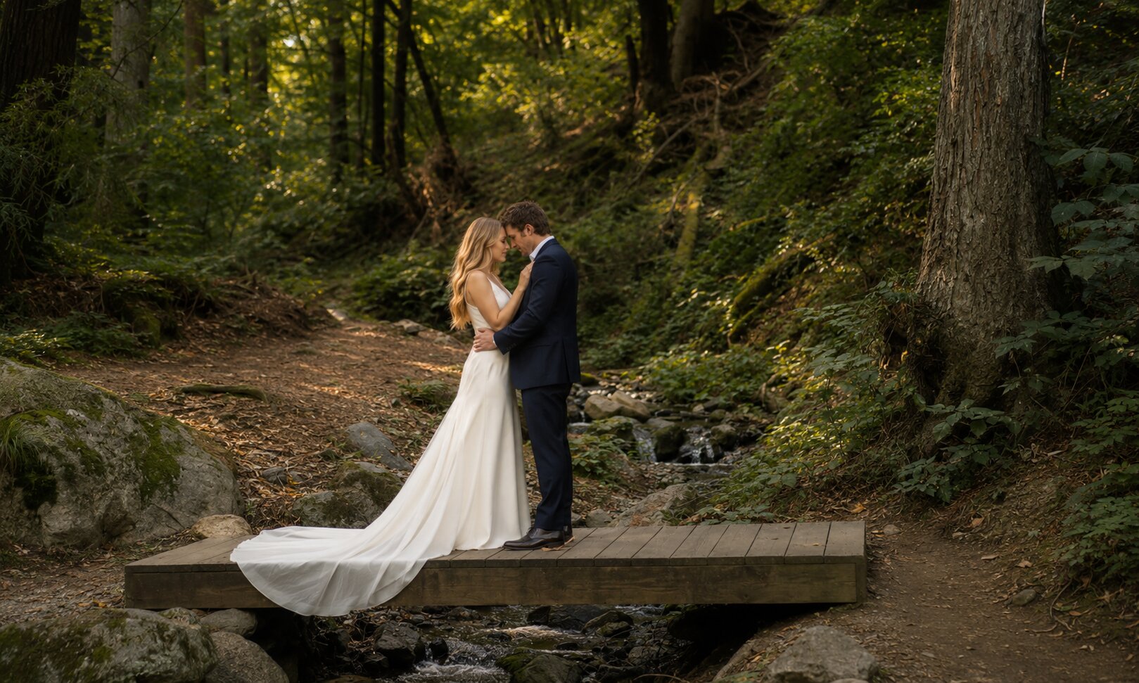 A glimpse of Élise and Mateo's living story website — the two of them on a footbridge in the forest